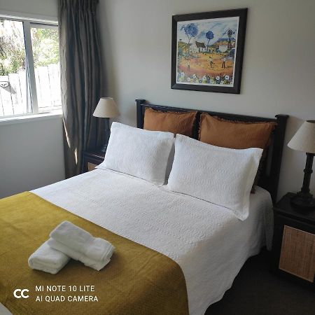 Castor Bay Homestay Auckland Eksteriør billede